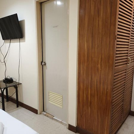 Mactan Pension House Мактан Екстериор снимка